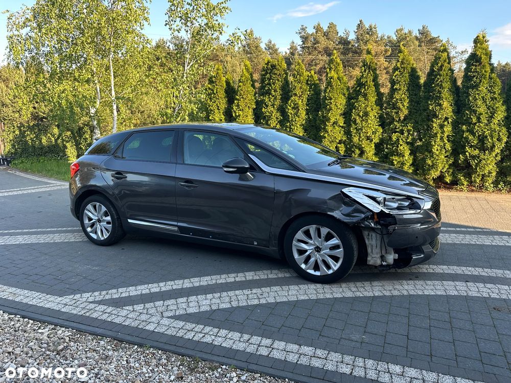 DS Automobiles DS 5 - 8