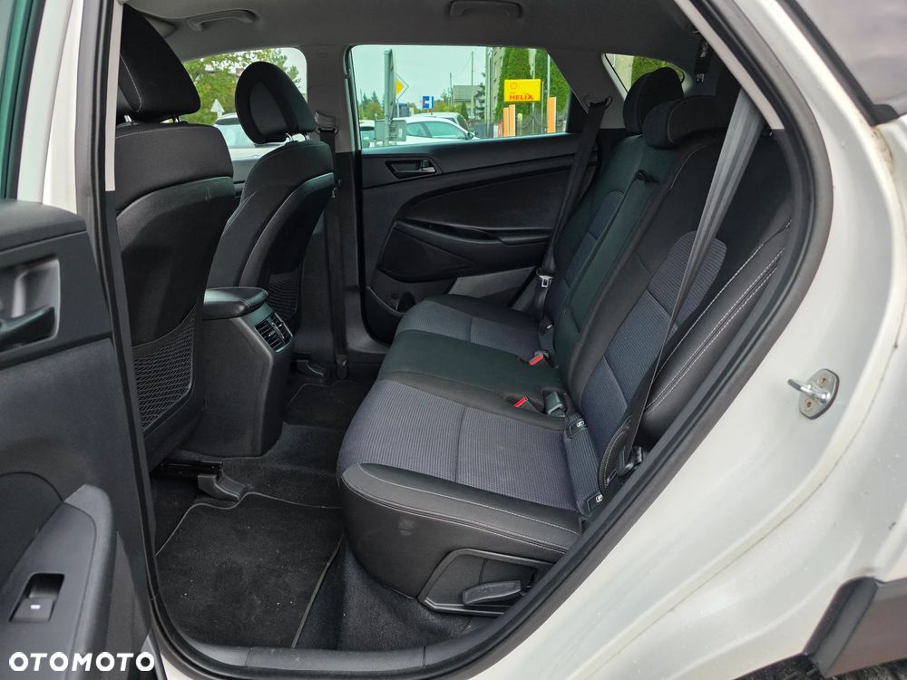 Hyundai Tucson blue 1.7 CRDi 2WD Passion - 16