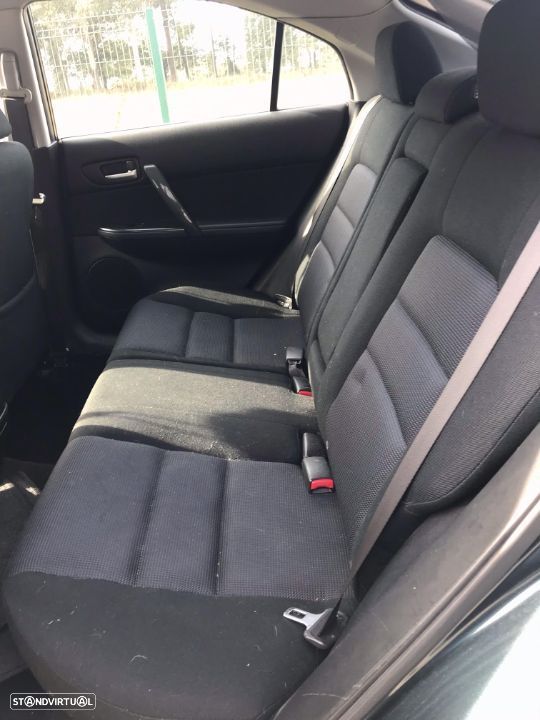 Mazda 6 2.0 CRTD 143cv 5P 2006 - Para Peças - 8
