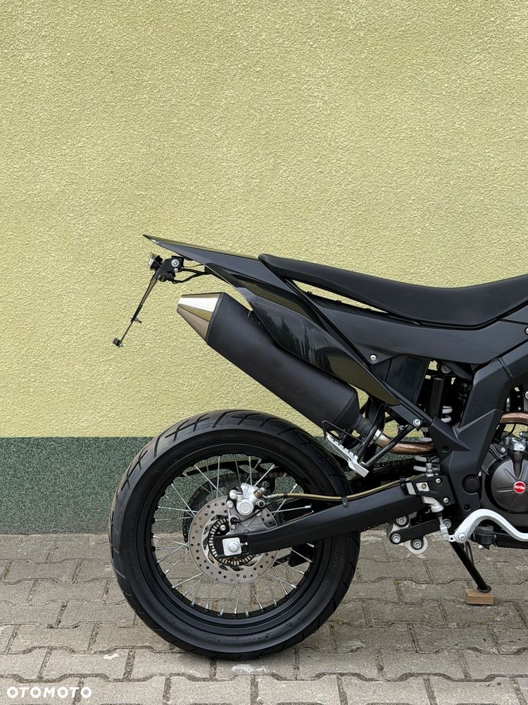Aprilia SX - 9