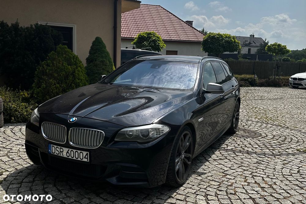 BMW Seria 5 M550d xDrive Sport-Aut - 1