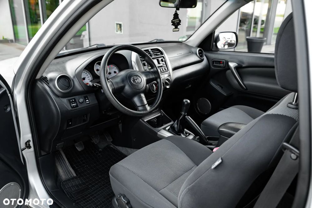 Toyota RAV4 1.8 VVT-i Luna 2WD - 14