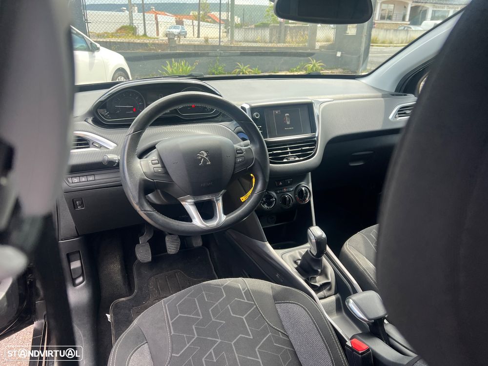 Peugeot 2008 1.2 PureTech Style - 25