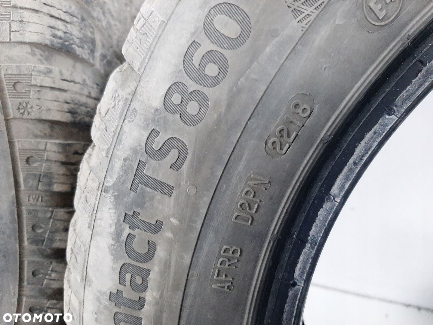 OPONY ZIMOWE CONTINENTAL WINTERCONTACT TS860 195/60R15 88T DOT 2018 5MM - 11
