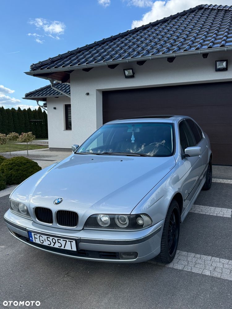 BMW Seria 5 - 1