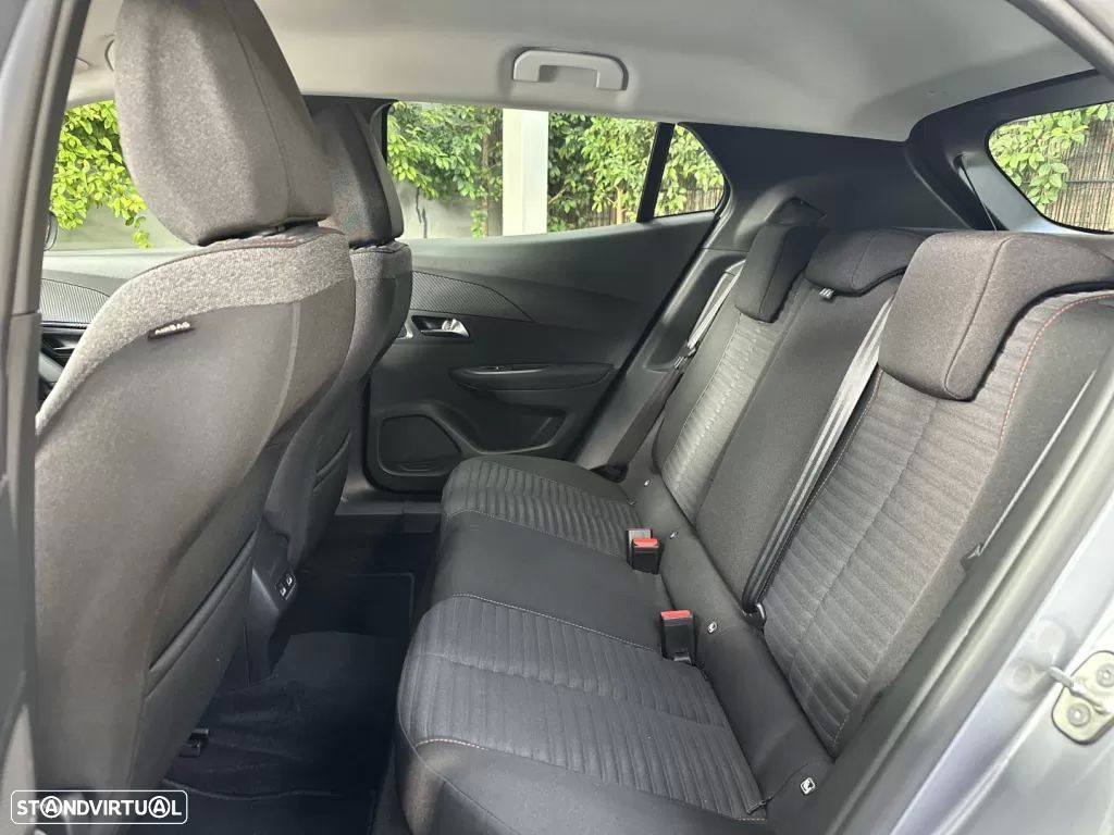 Peugeot e-2008 Active Pack - 12