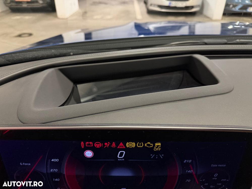 Mercedes-Benz C 300 4Matic 9G-TRONIC AMG Line Advanced - 12