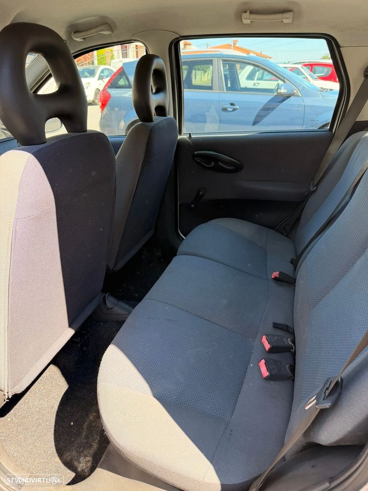 Fiat Punto 1.2 60 Active - 4