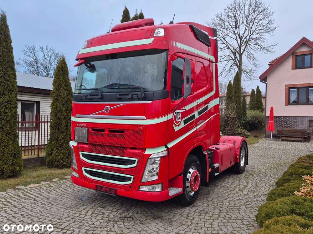 Volvo FH GLOBETROTTER - 39