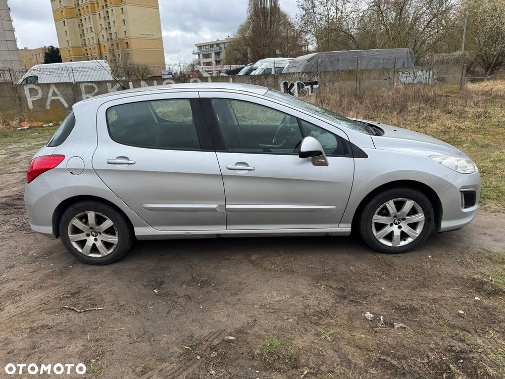 Peugeot 308 120 VTi Active - 3