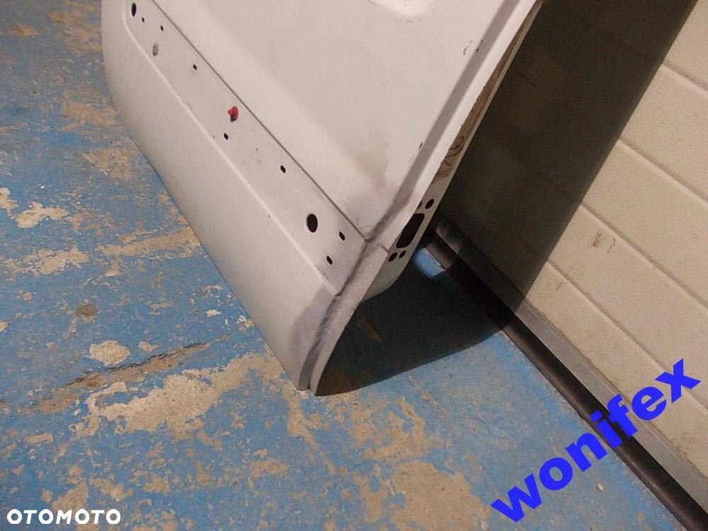 DRZWI TYLNE BOCZNE PRAWE PEŁNE RENAULT KANGOO I - 2