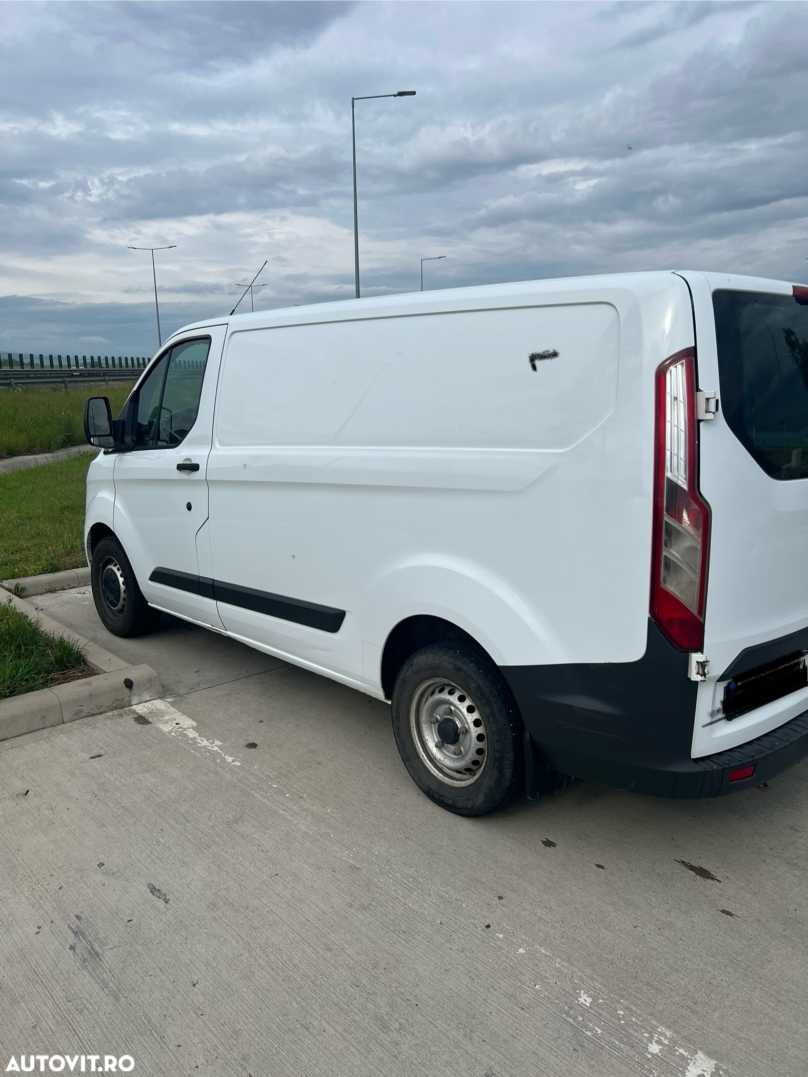 Ford Transit Custom - 11