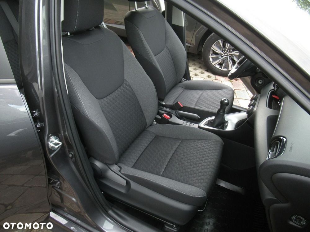 Toyota Yaris 1.0 Comfort - 10