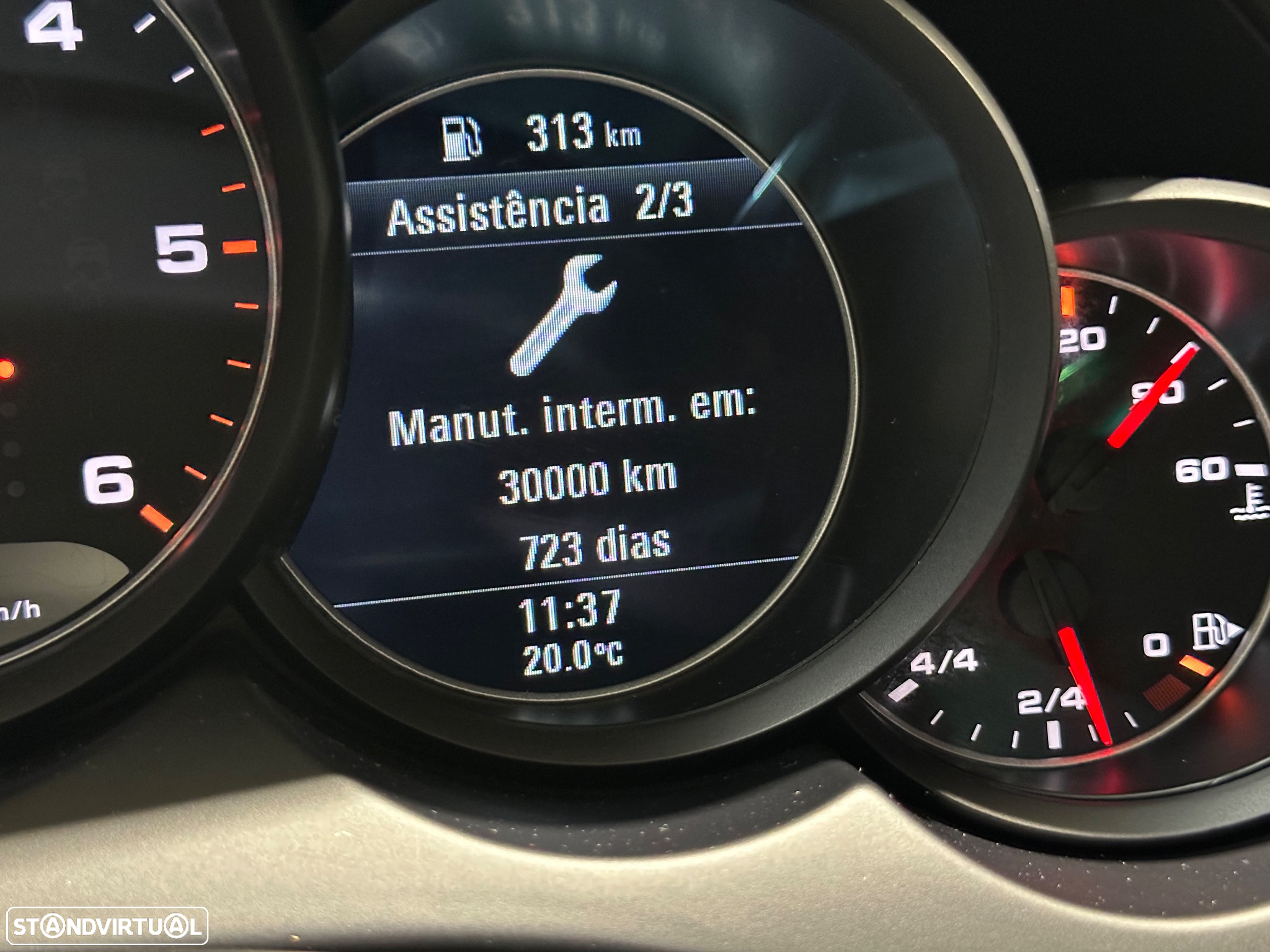 Porsche Cayenne Standard - 31