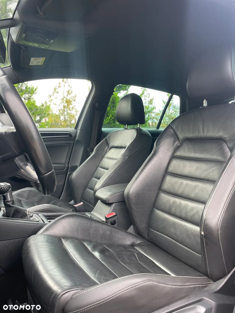 Volkswagen Golf - 9