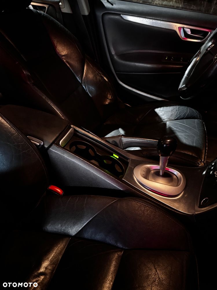 Volvo S60 2.4D Kinetic - 21