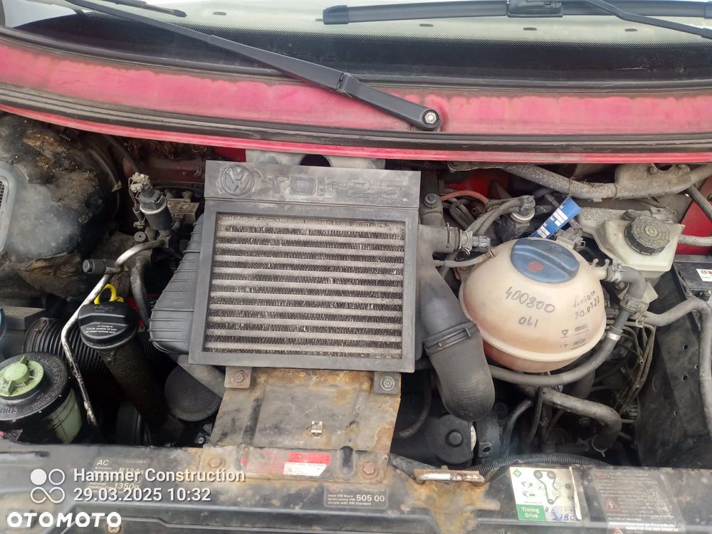 Volkswagen Multivan Standard - 2