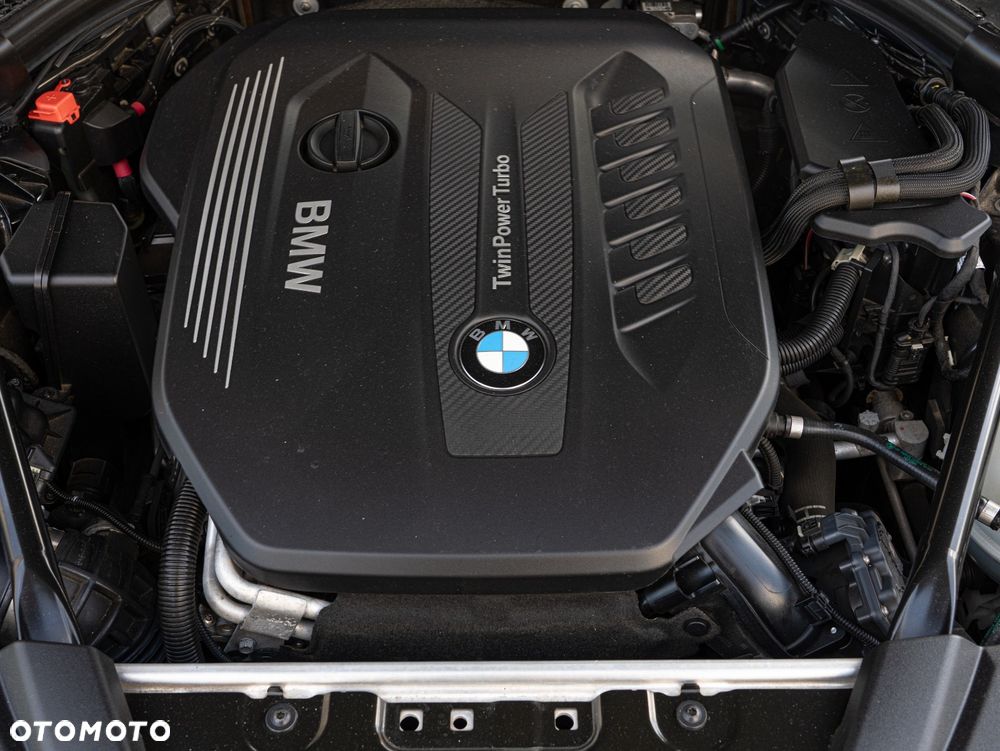 BMW Seria 5 530d xDrive Sport Line - 24