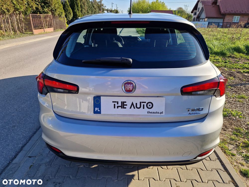 Fiat Tipo 1.4 T-Jet 16v Easy - 36