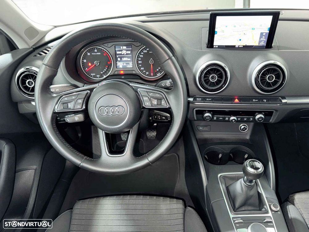 Audi A3 Limousine 1.6 TDI S-line - 9