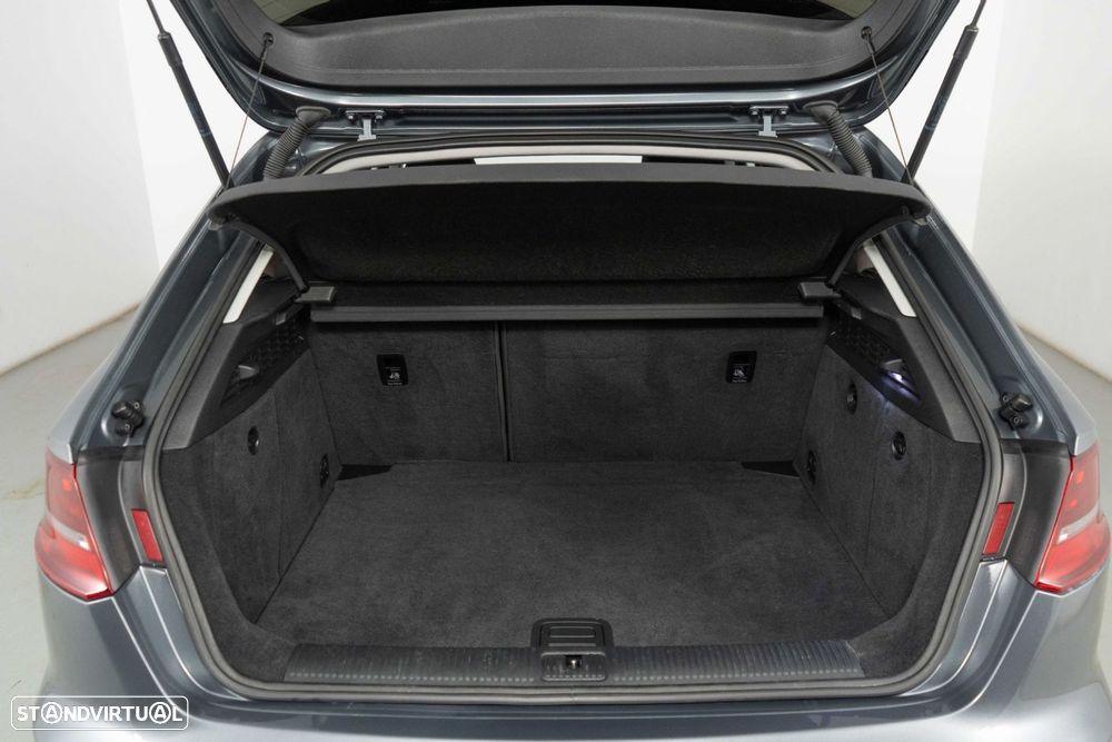 Audi A3 Sportback 1.6 TDI Sport - 24