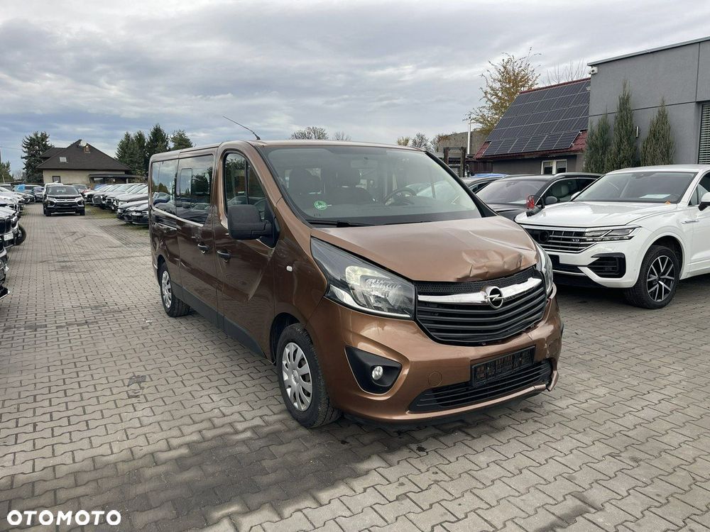 Opel Vivaro - 8