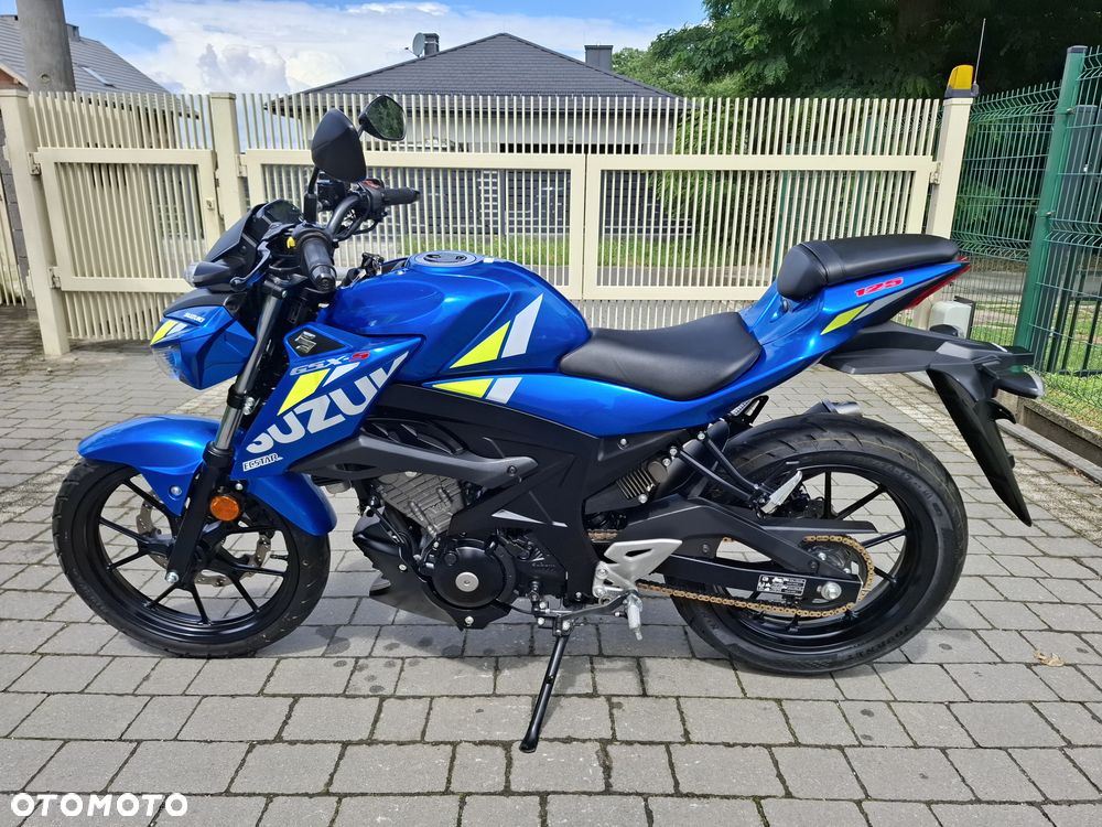 Suzuki GSX - 4