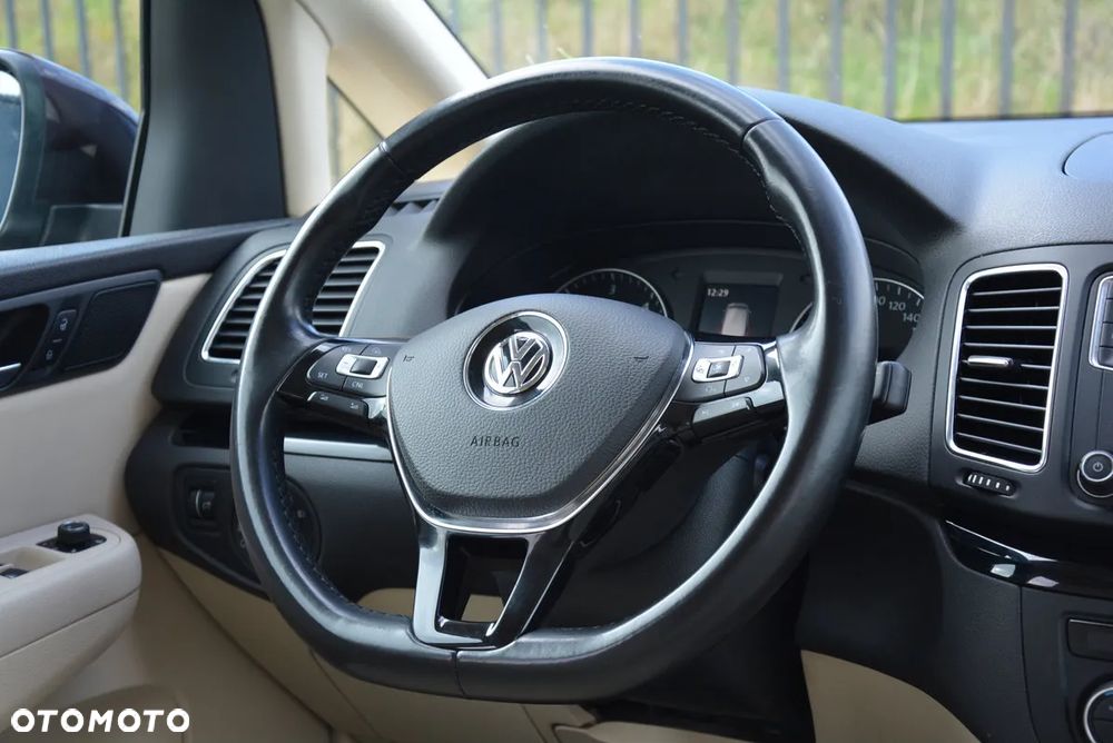 Volkswagen Sharan - 32