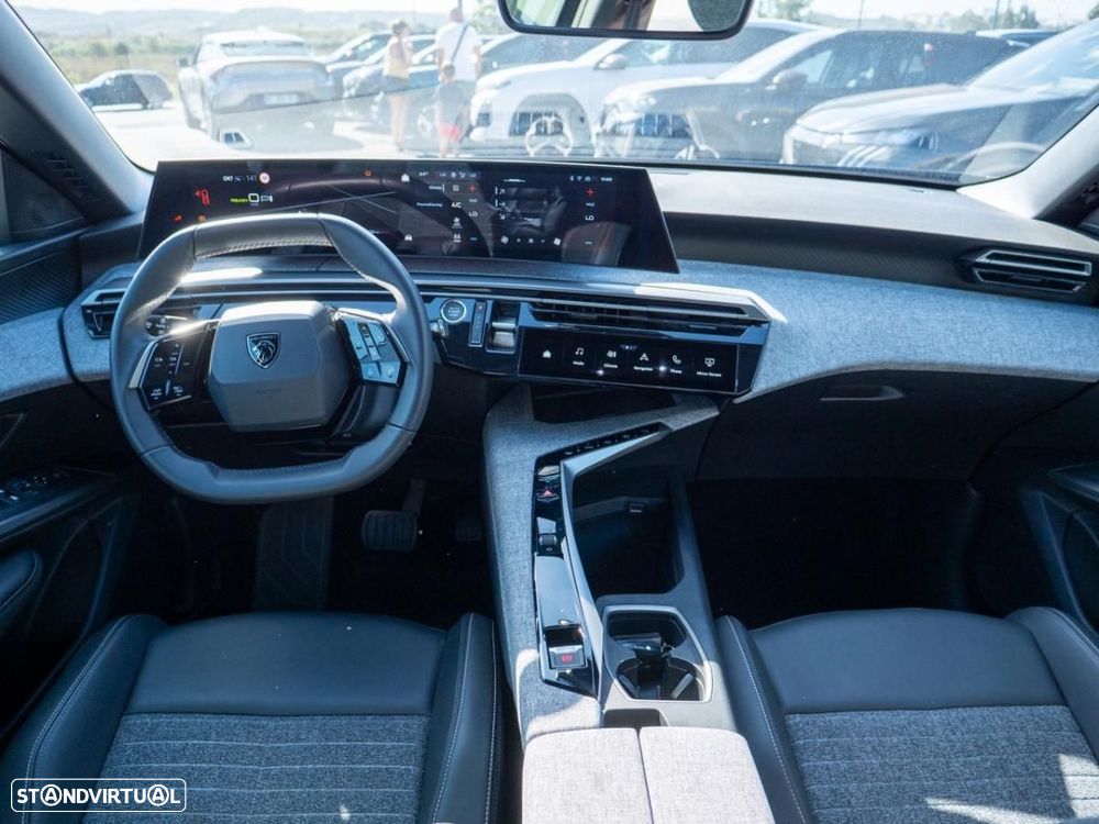 Peugeot E-3008 73 kWh Allure - 27