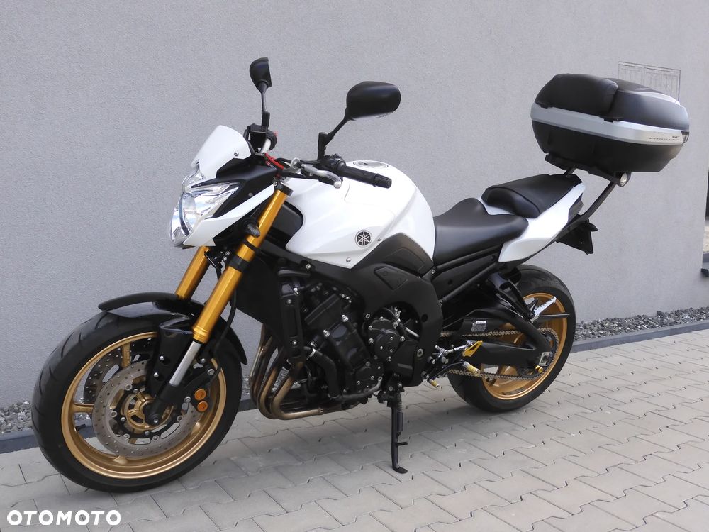 Yamaha FZ8 - 38