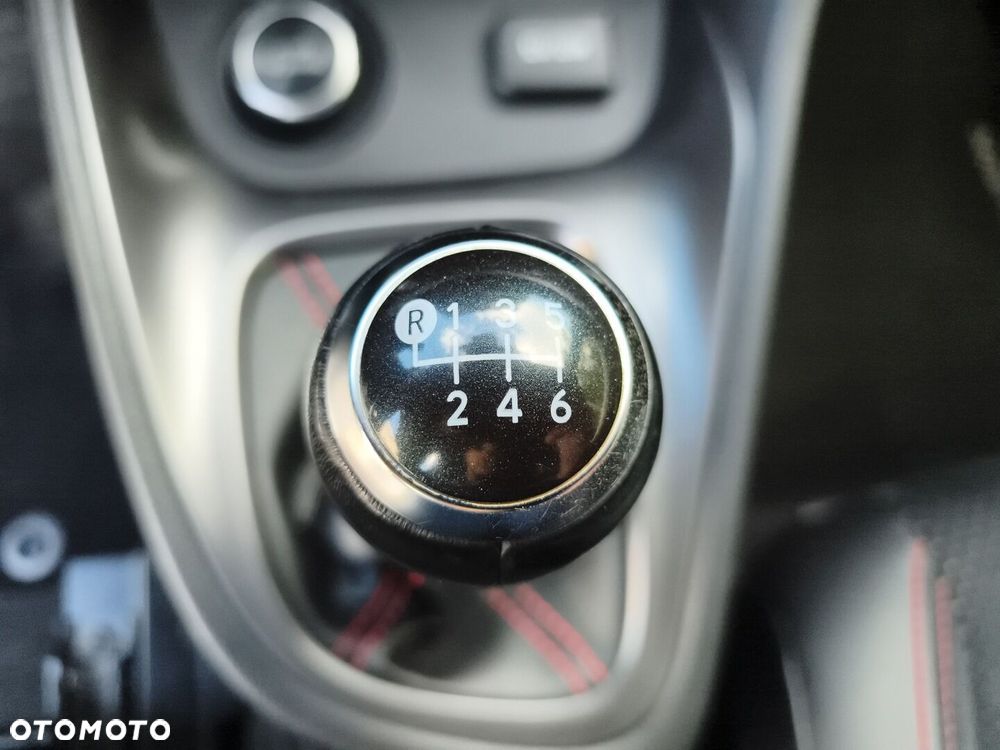 Toyota Yaris - 20