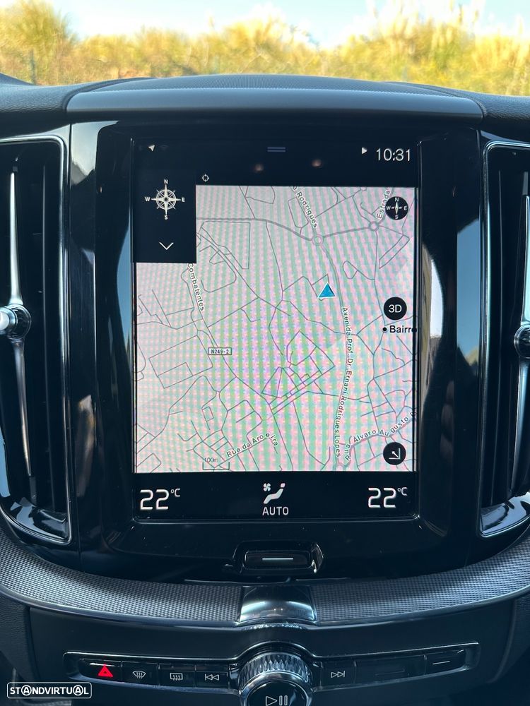 Volvo XC 60 2.0 T8 PHEV R-Design AWD - 23