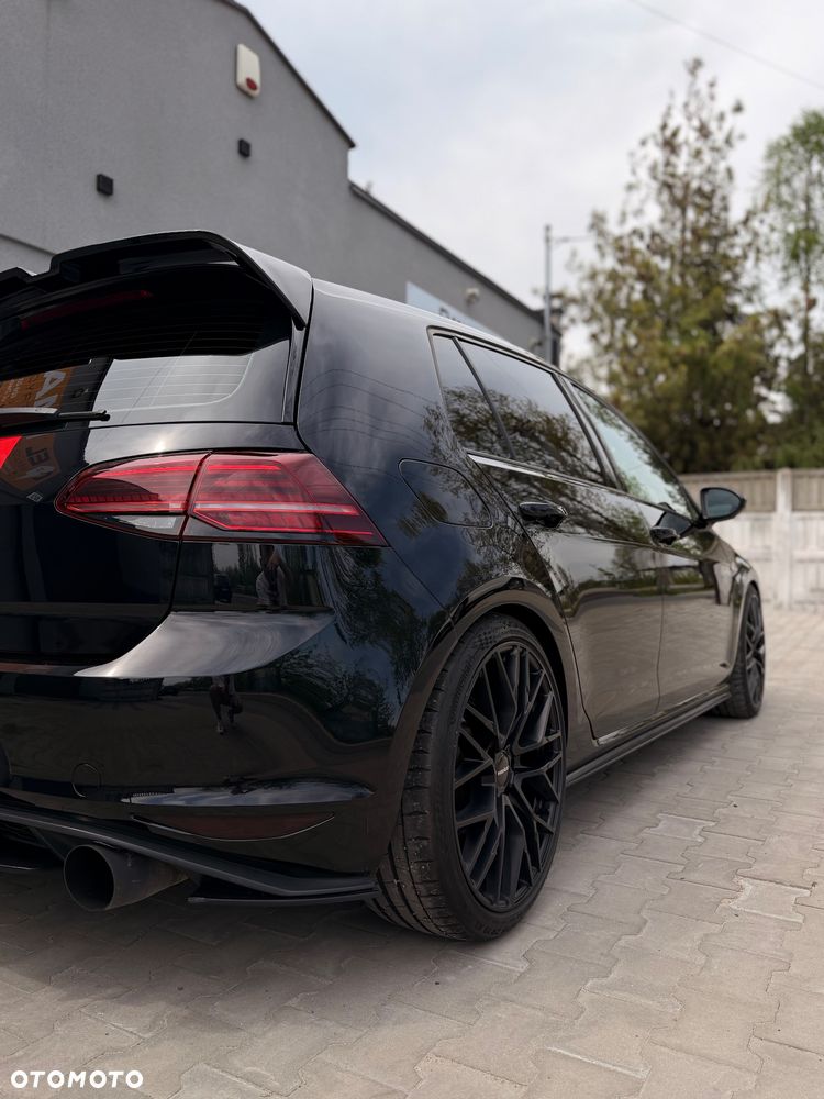 Volkswagen Golf - 7