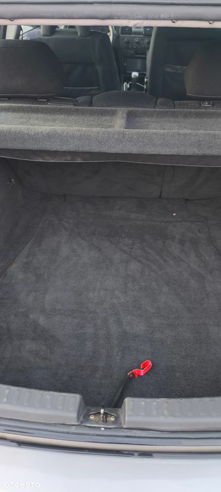 Volvo V40 - 10