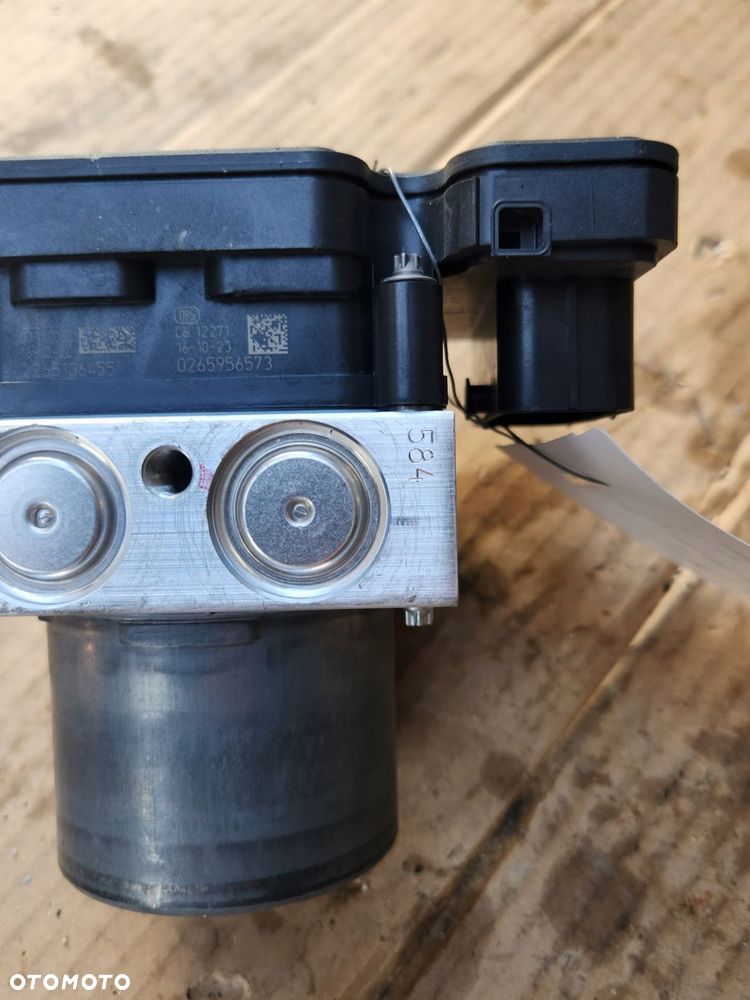 pompa hamulcowa abs 0265956573 opel astra k 16- - 3