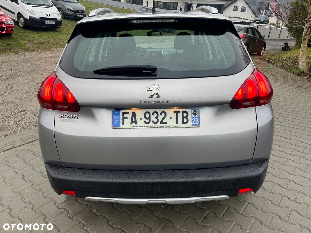 Peugeot 2008 PureTech 110 Stop&Start EAT6 GT-Line Edition - 16