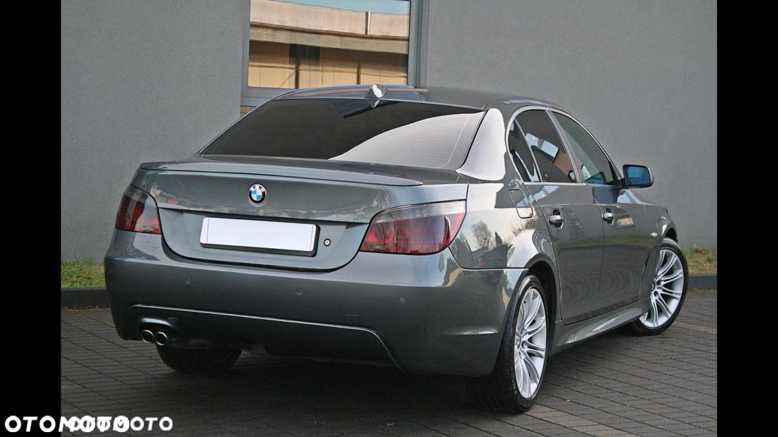 BMW Seria 5 523i - 29