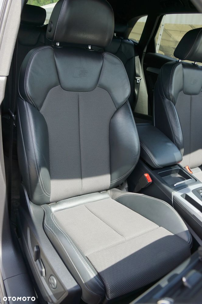 Audi Q5 2.0 TDI Quattro S tronic design - 33