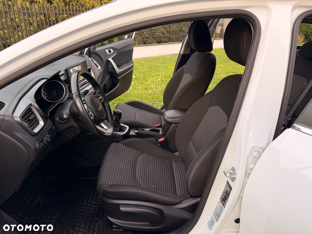 Kia Ceed 1.5 T-GDI M - 31