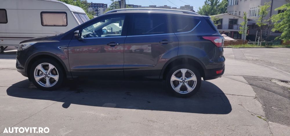 Ford Kuga 2.0 TDCi 4WD Titanium - 3