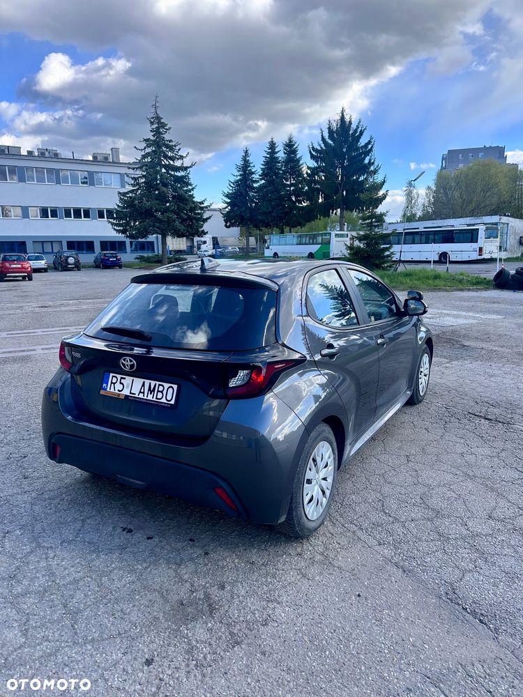 Toyota Yaris 1.5 Style CVT - 4