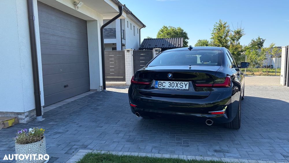 BMW Seria 3 320i Aut. Luxury Line - 8