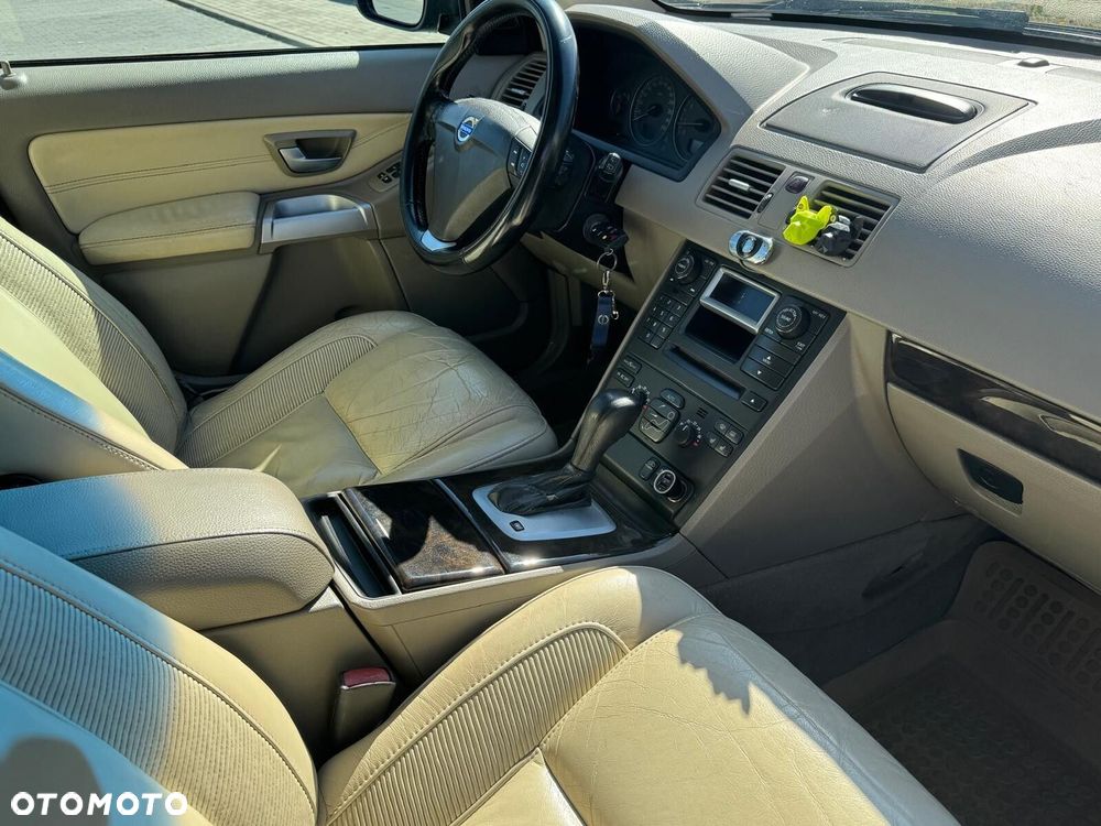 Volvo XC 90 4.4 V8 AWD Executive - 25