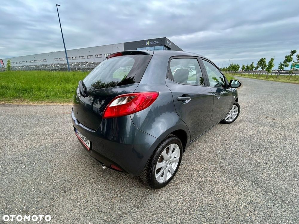 Mazda 2 - 23