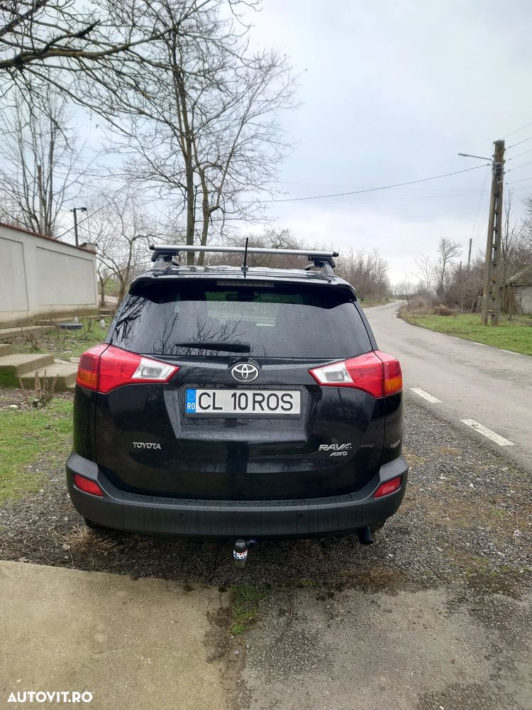 Toyota RAV4 - 6