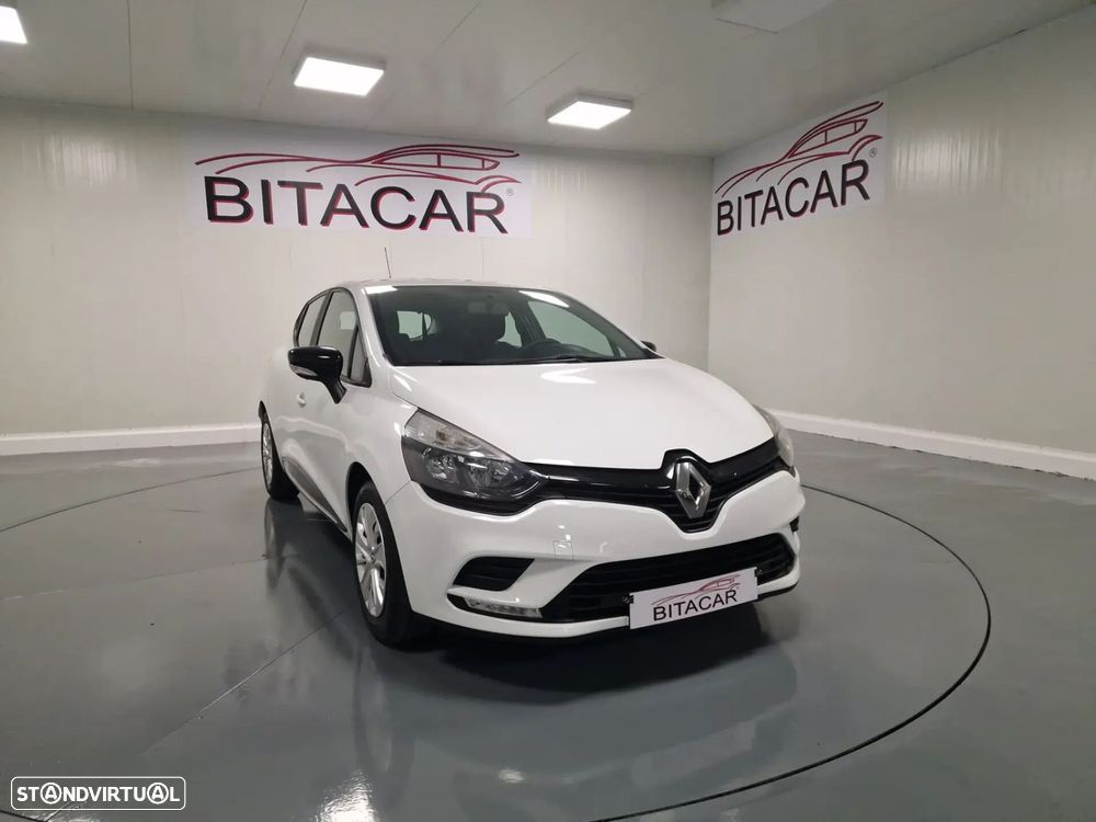 Renault Clio - 2