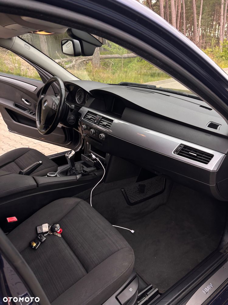 BMW Seria 5 - 11