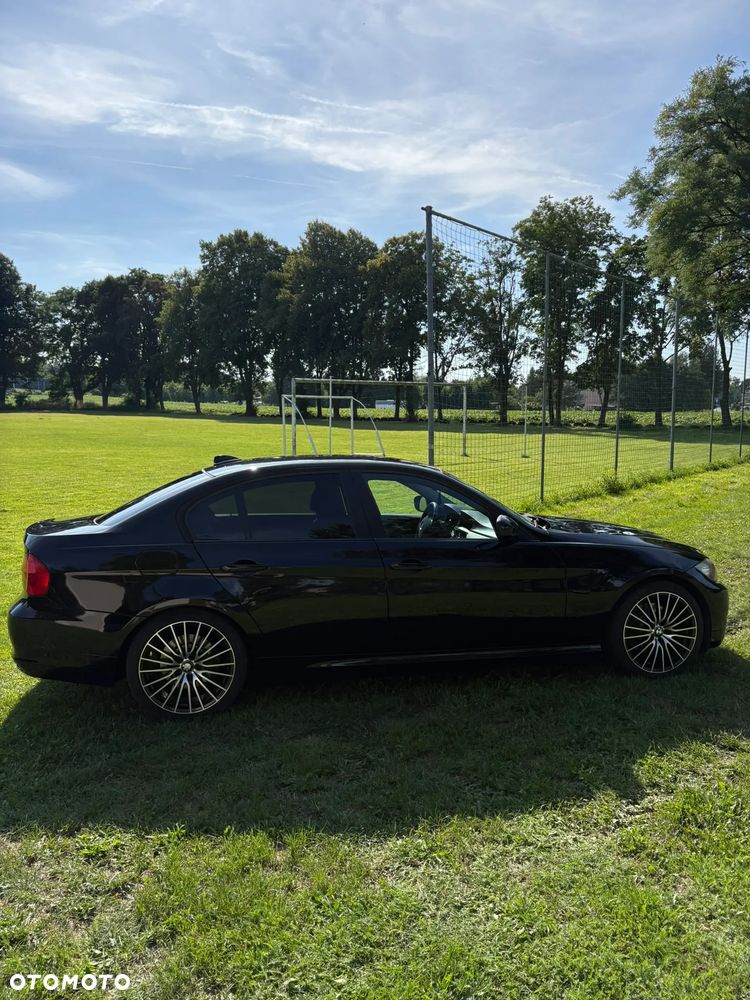 BMW Seria 3 320d - 12