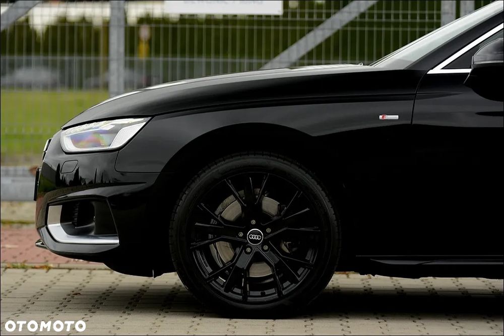 Audi A4 Avant 40 TFSI S tronic sport - 39