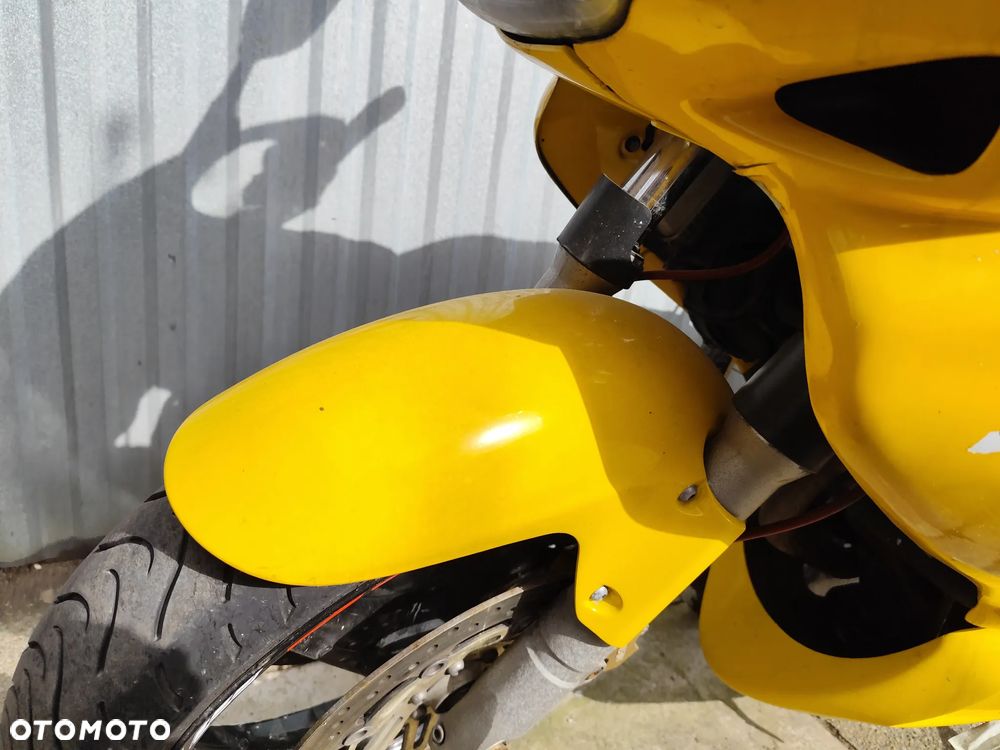 Honda VTR - 27